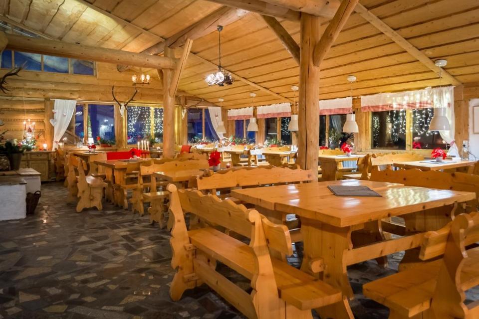 Pensjonat Laworta Ski Ustrzyki Dolne Eksteriør bilde